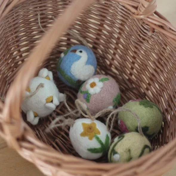 Artisan Easter Egg ornament Pink Flower - Green