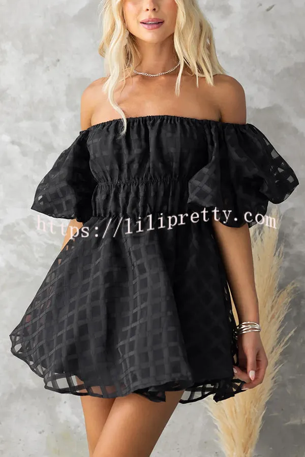 Barbie Night Square Patterned Fabric Puff Sleeve Mini Dress